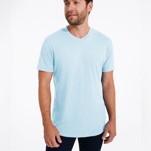 NWT Swet Tailor Men’s Softest V Neck T-Shirt in Light Blue in size XL